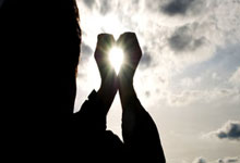 中国队在女足比赛中展现出色实力，获胜对手