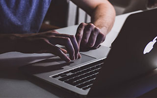 乐鱼体育app网址-广州队展现出强大实力，横扫对手取得连胜